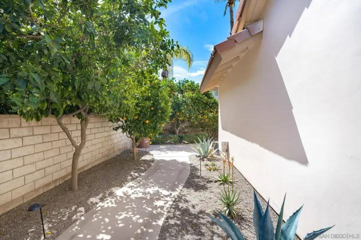 75618 Mclachlin Cir, Palm Desert, California 92211