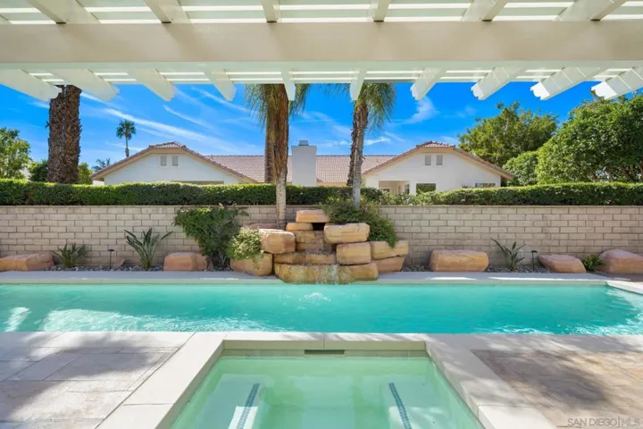 75618 Mclachlin Cir, Palm Desert, California 92211