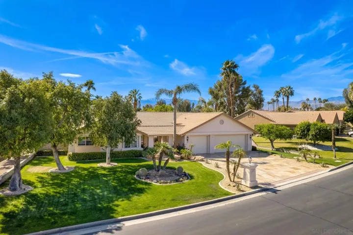 75618 Mclachlin Cir, Palm Desert, California 92211