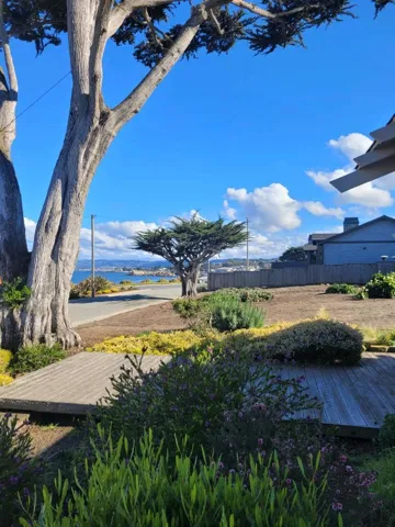 911 Shell Avenue, Pacific Grove, California 93950
