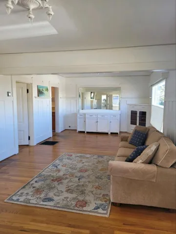 911 Shell Avenue, Pacific Grove, California 93950