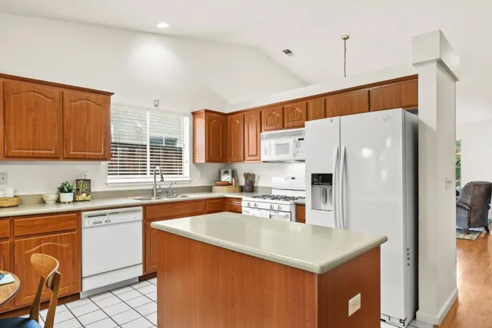 750 Babbs Creek Drive, Gilroy, California 95020