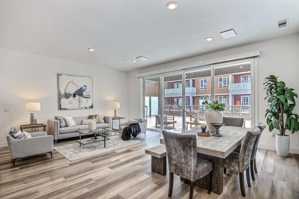 2348 Kinetic Unit 106, California home-pic-4