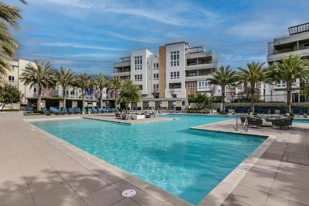 2348 Kinetic Unit 106, California home-pic-22