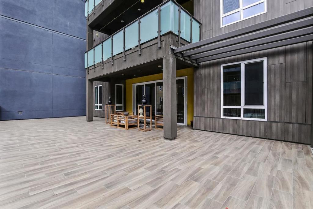 2348 Kinetic Unit 106, California home-pic-16