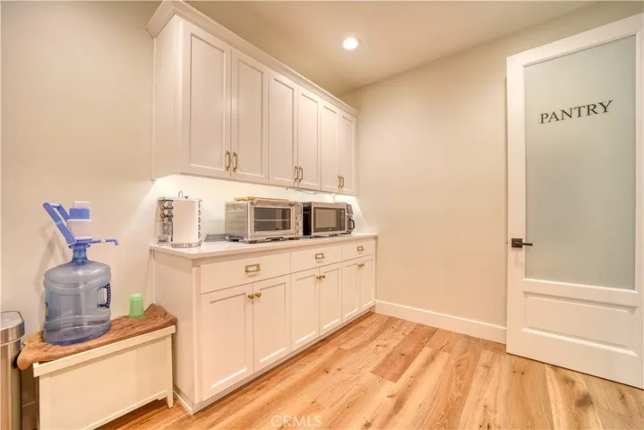 10820 Vista Road, Atascadero, California 93422