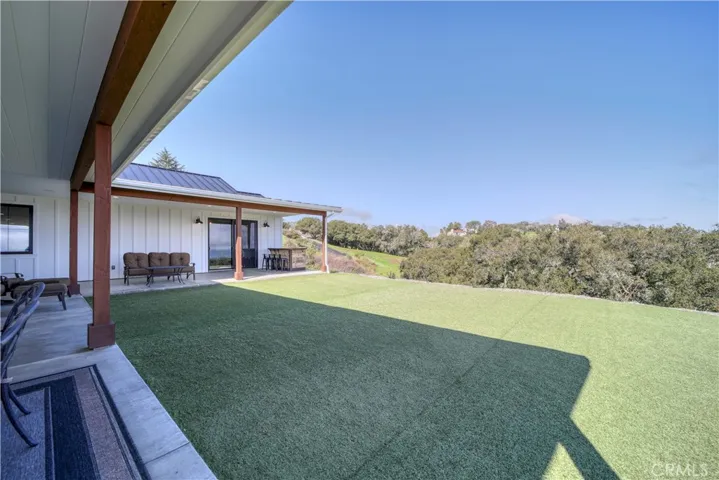 10820 Vista Road, Atascadero, California 93422