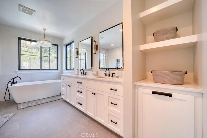 10820 Vista Road, Atascadero, California 93422