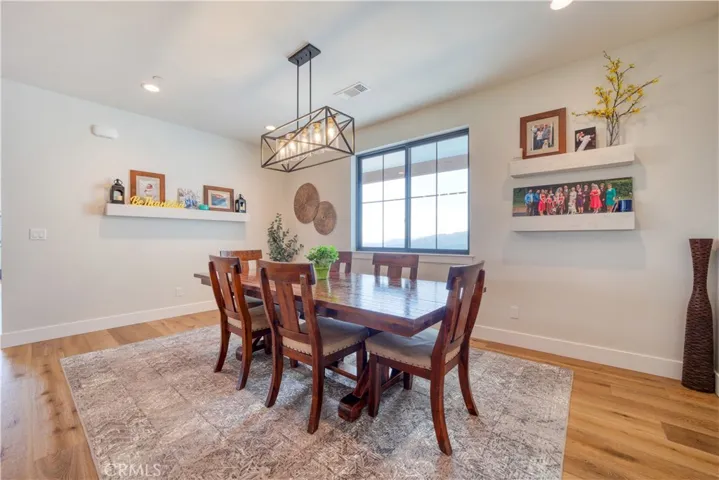 10820 Vista Road, Atascadero, California 93422