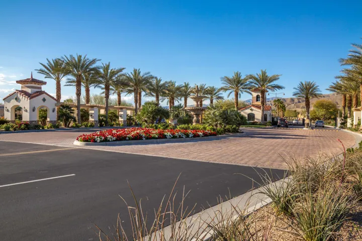 39385 Camino Las Hoyes, Indio, California 92203