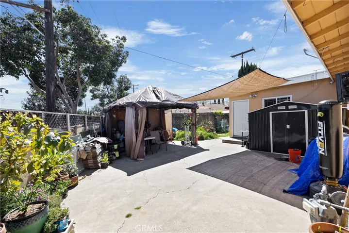 2010 W Glenwood Place, Santa Ana, California 92704