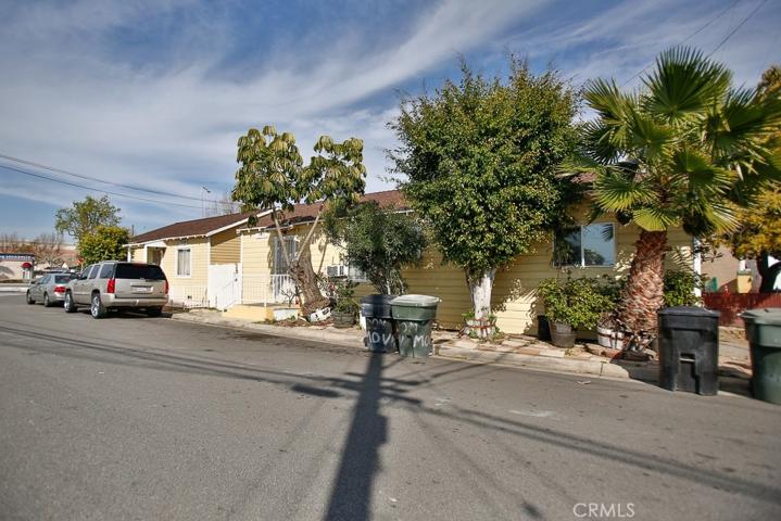 13058 and 13062 Westlake St