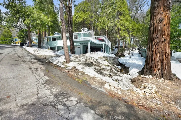 21642 Crest Forest Drive, Cedarpines Park, California 92322