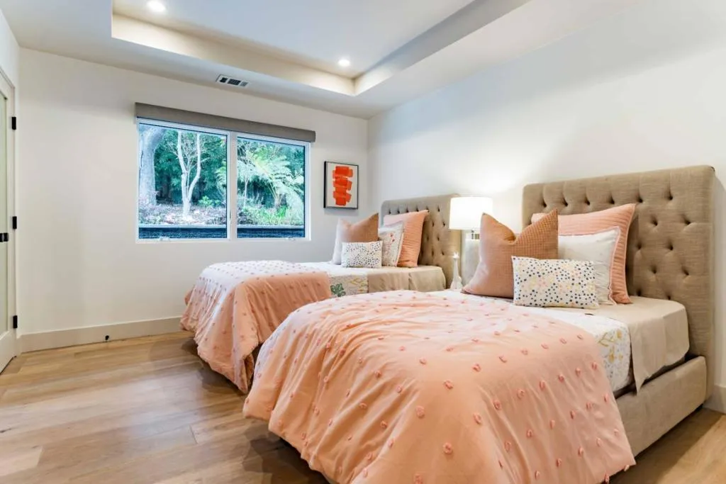 787 Sharon Park Drive, California home-pic-13