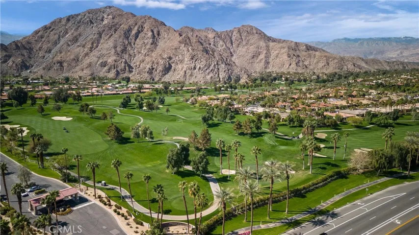 Nearby Golfing