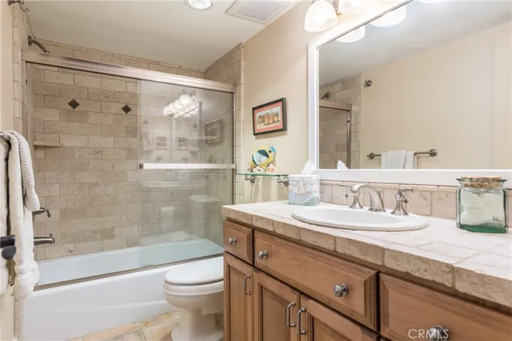 Downstairs Full Bath
