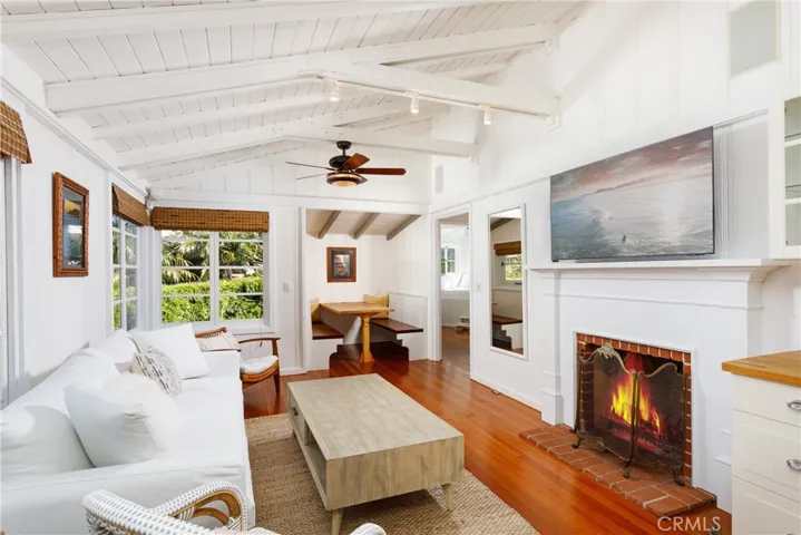 1215 Brangwyn Way, Laguna Beach, California 92651