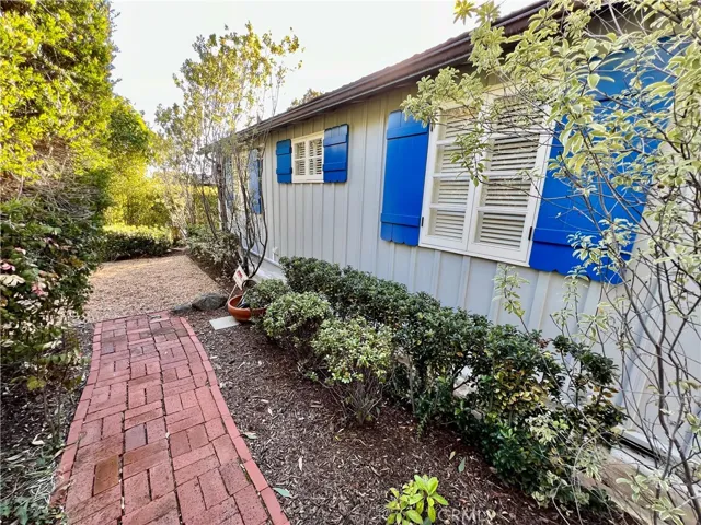 1215 Brangwyn Way, Laguna Beach, California 92651
