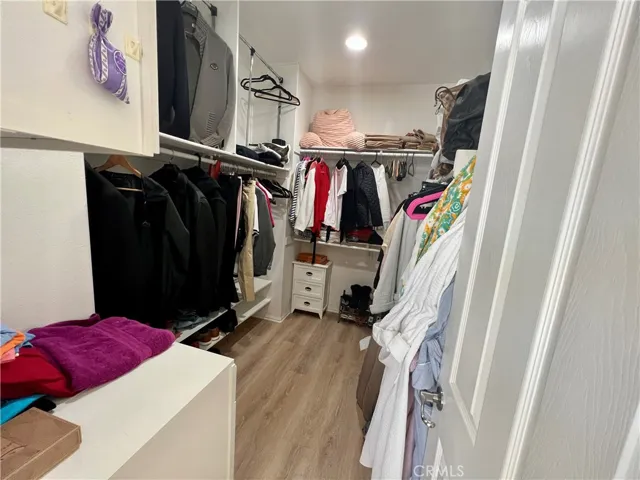 walk-in closet