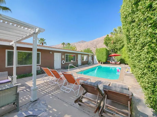 502 S Calle Santa Rosa, Palm Springs, California 92264