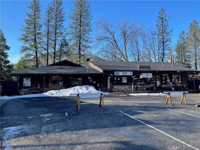 54310 Road 432, Bass Lake, California 93604