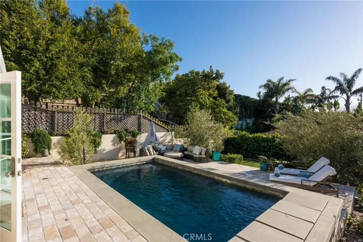 865 Fen Way, Laguna Beach, California 92651