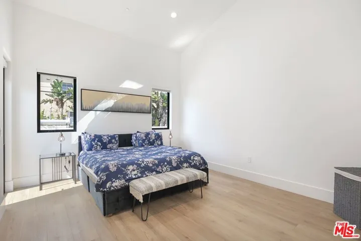 1236 N Spaulding Avenue Unit 3, West Hollywood, California 90046