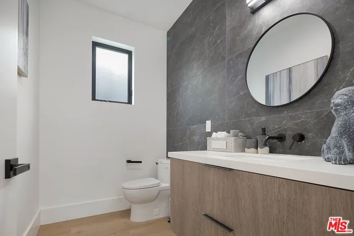 1236 N Spaulding Avenue Unit 3, West Hollywood, California 90046