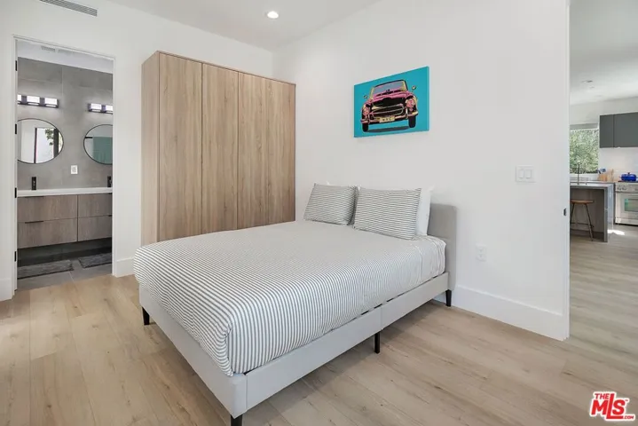 1236 N Spaulding Avenue Unit 3, West Hollywood, California 90046