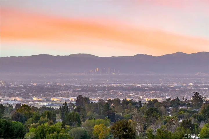 45 Saddleback Road, Rolling Hills, California 90274