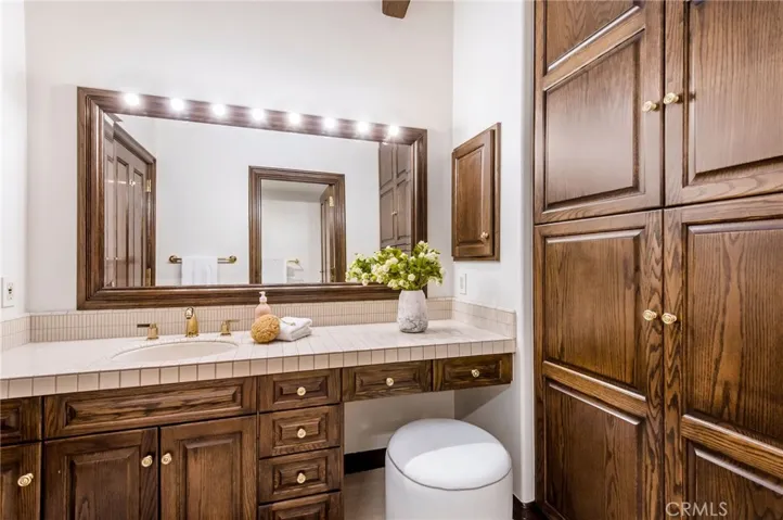 View of the bathroom located in the second bedroom