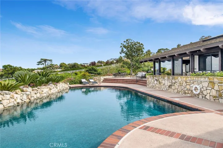 45 Saddleback Road, Rolling Hills, California 90274