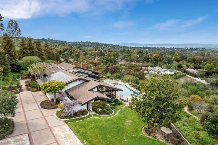 45 Saddleback Road, Rolling Hills, California 90274