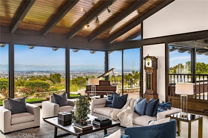 45 Saddleback Road, Rolling Hills, California 90274