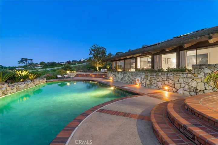 45 Saddleback Road, Rolling Hills, California 90274