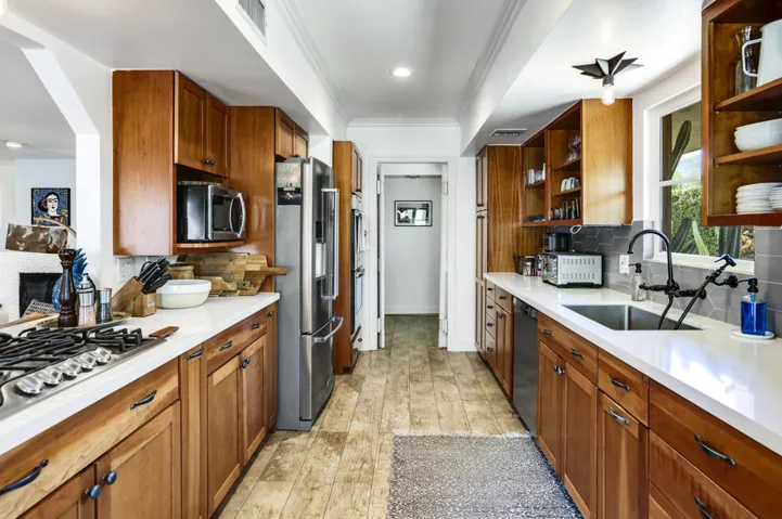 Kitchen 2