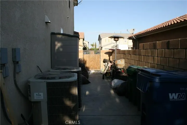 44232 Begonia Street, Lancaster, California 93535