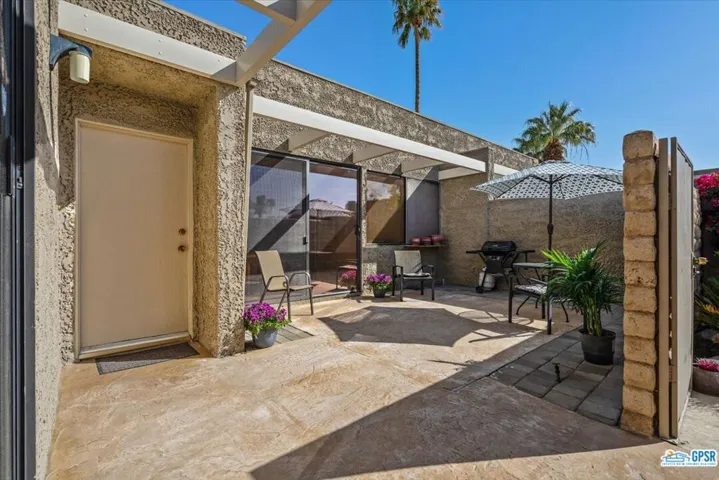 1872 Tamarisk Road, Palm Springs, California 92262