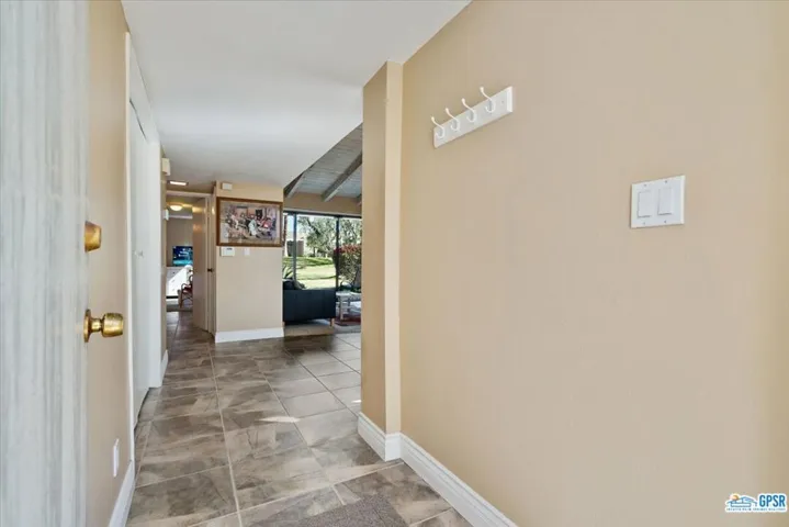 1872 Tamarisk Road, Palm Springs, California 92262