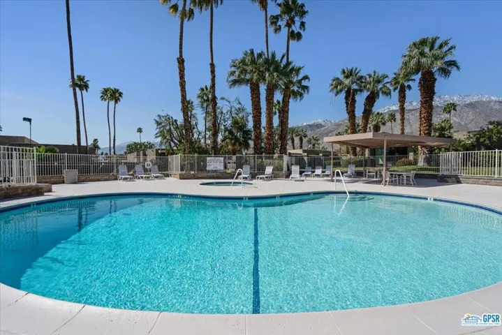 1872 Tamarisk Road, Palm Springs, California 92262