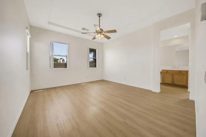 28 MASTER BED MLS