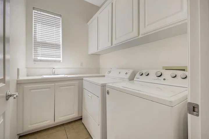 20 LAUNDRY MLS (1)