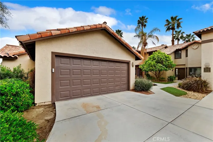 79797 Olympia, La Quinta, California 92253