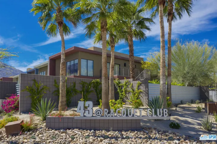 284 Cheryl Drive, Palm Springs, California 92262