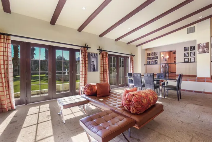 Living Room-3