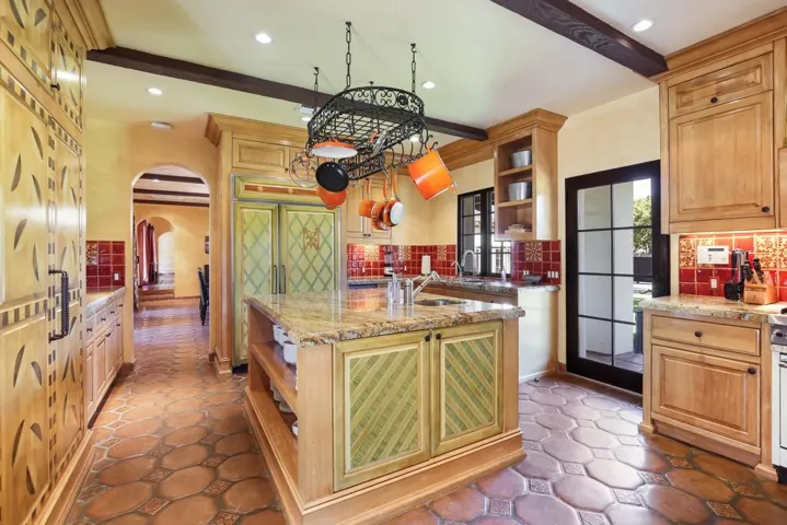 Kitchen-1