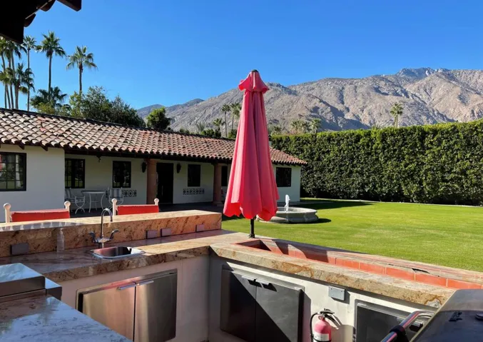 Bar Guest House MTNS