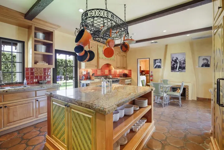Kitchen-2
