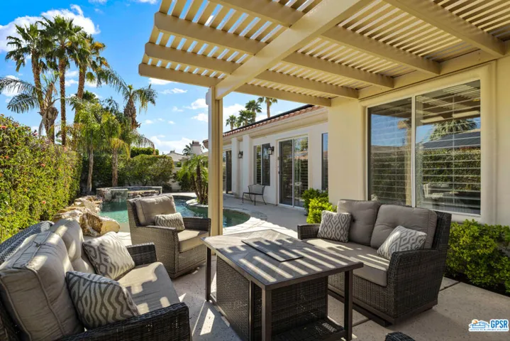 74912 Live Oak Street, Indian Wells, California 92210