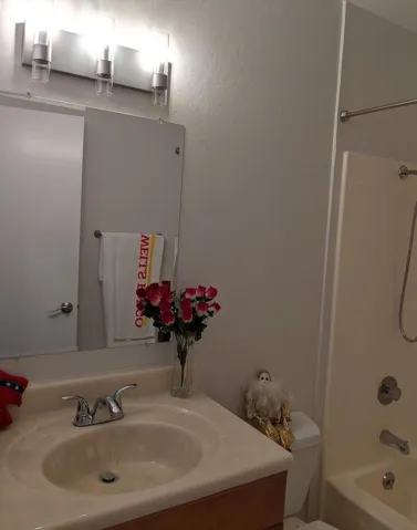 825 Peary Lane, Foster City, California 94404